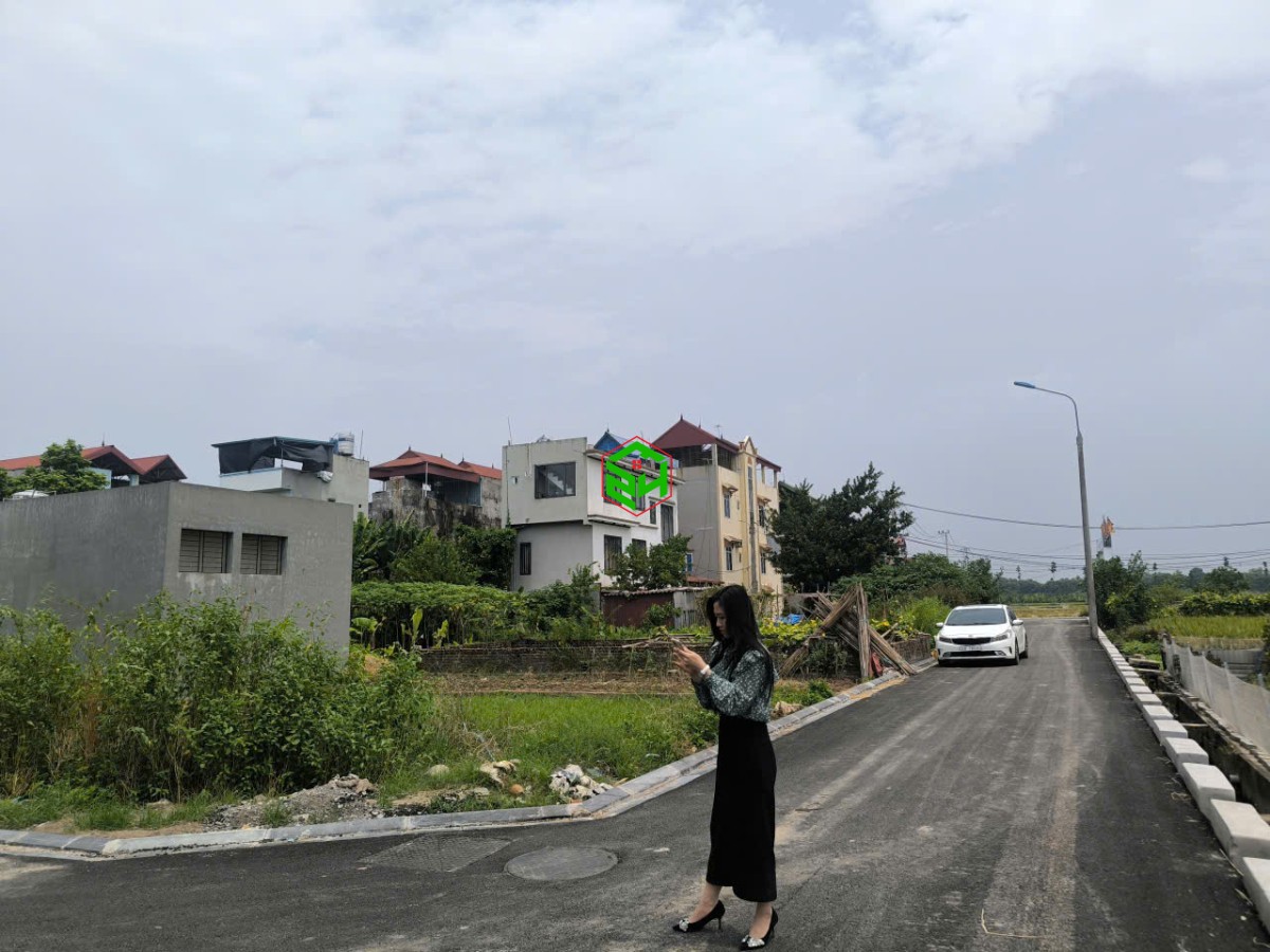 Chính chủ N bán 69m2 lô góc đất đấu giá đại bằng nguyên khê đông anh giá đầu tư